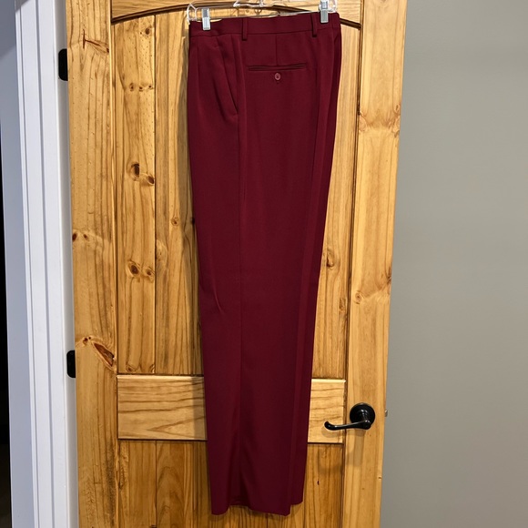 Vittorio St Angelo Suit 44S NWT. $179.99 retail - Picture 4 of 7